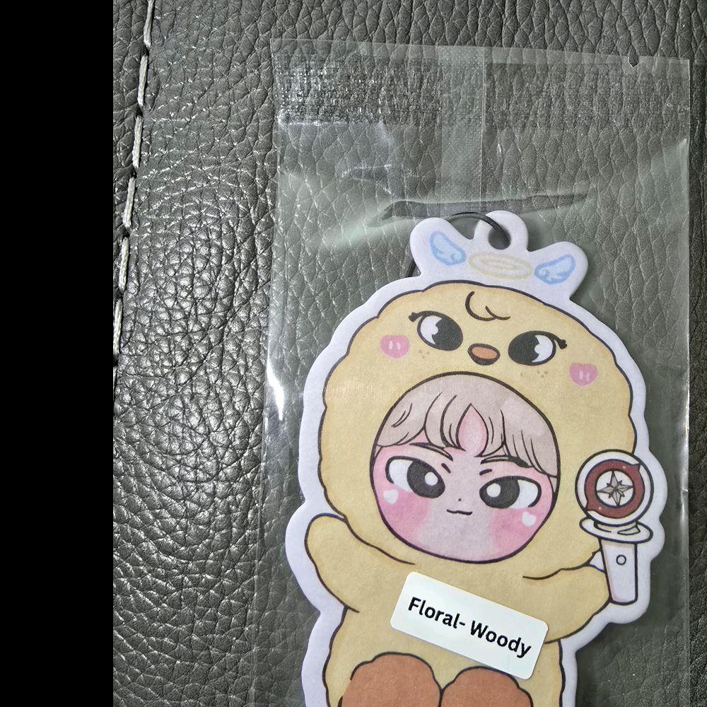 Stray Kids Kpop Theme Eco-Friendly Car Air Fresheners with upto 2+ Week Scents Reusable Absorbent Paper for Cars and Living Areas